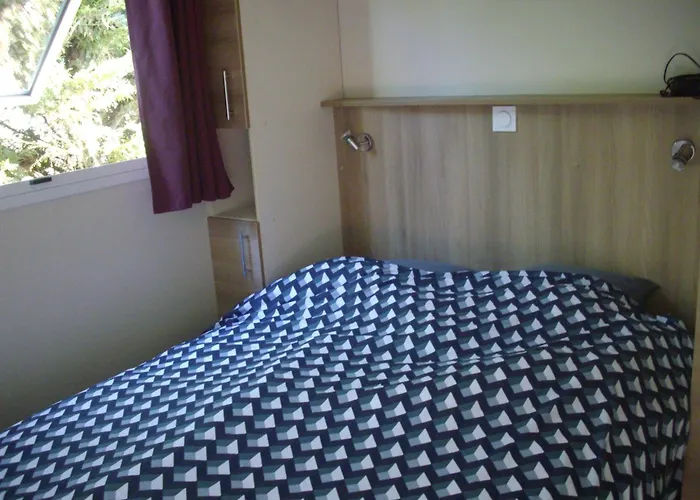 Belles Aux 卡斯特尔雅卢